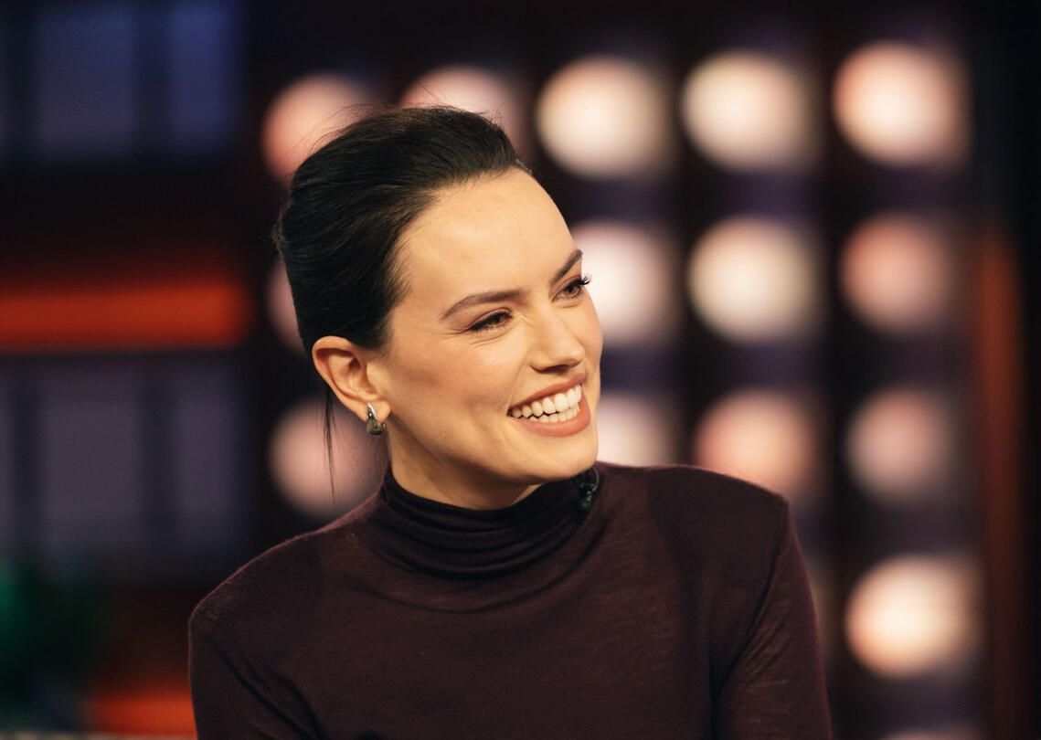 Daisy Ridley being interviewed by Drew Barrymore for We Bury The Dead Daisy Ridley being interviewed by Drew Barrymore for We Bury The Dead